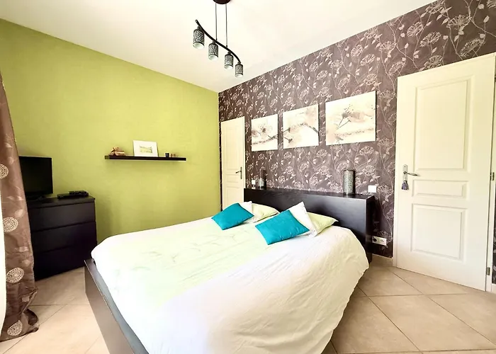 בית נופש La Maison Du Soleil Saint-Theodorit